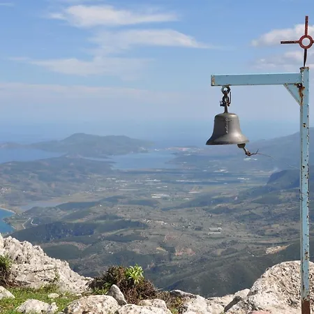 In Kalloni Direkt Am Meer, Tolle Aussicht * Kalloni (Peloponnese)